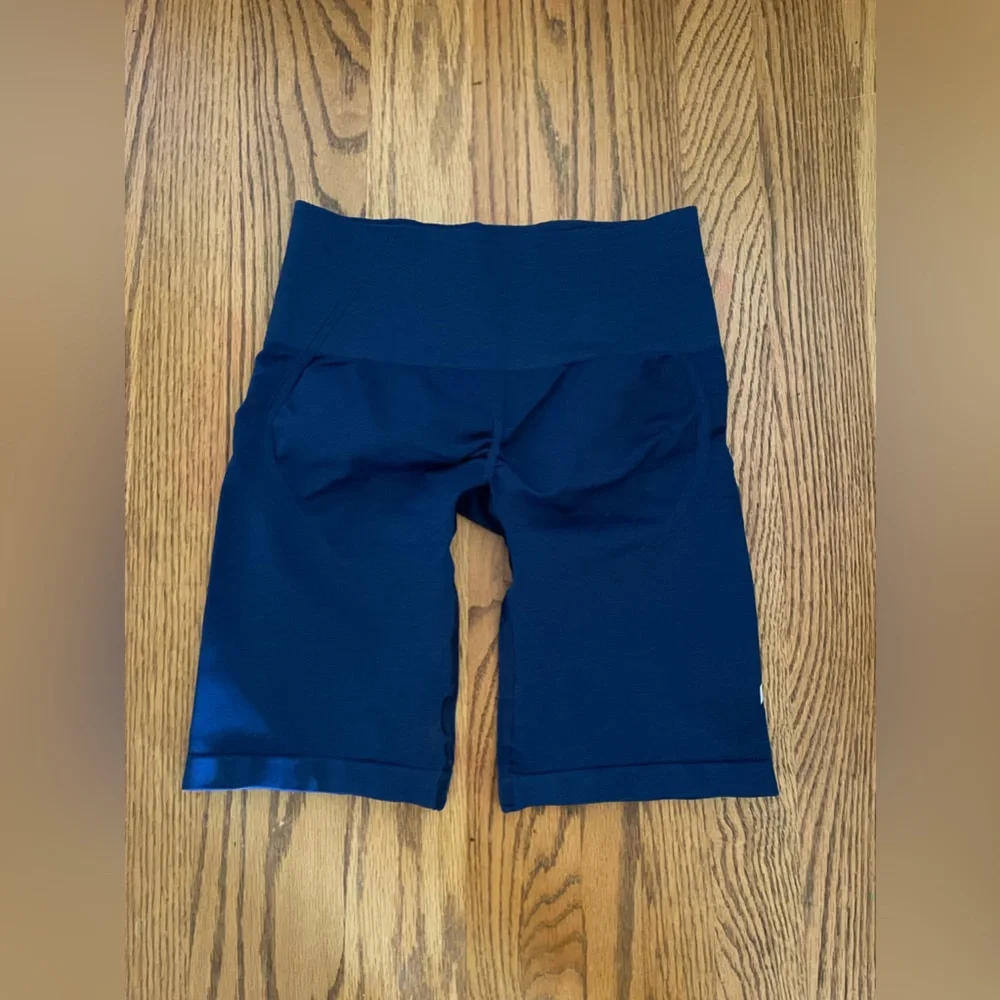Oner Active Effortless Bicycle Shorts in Midnight - Size Small